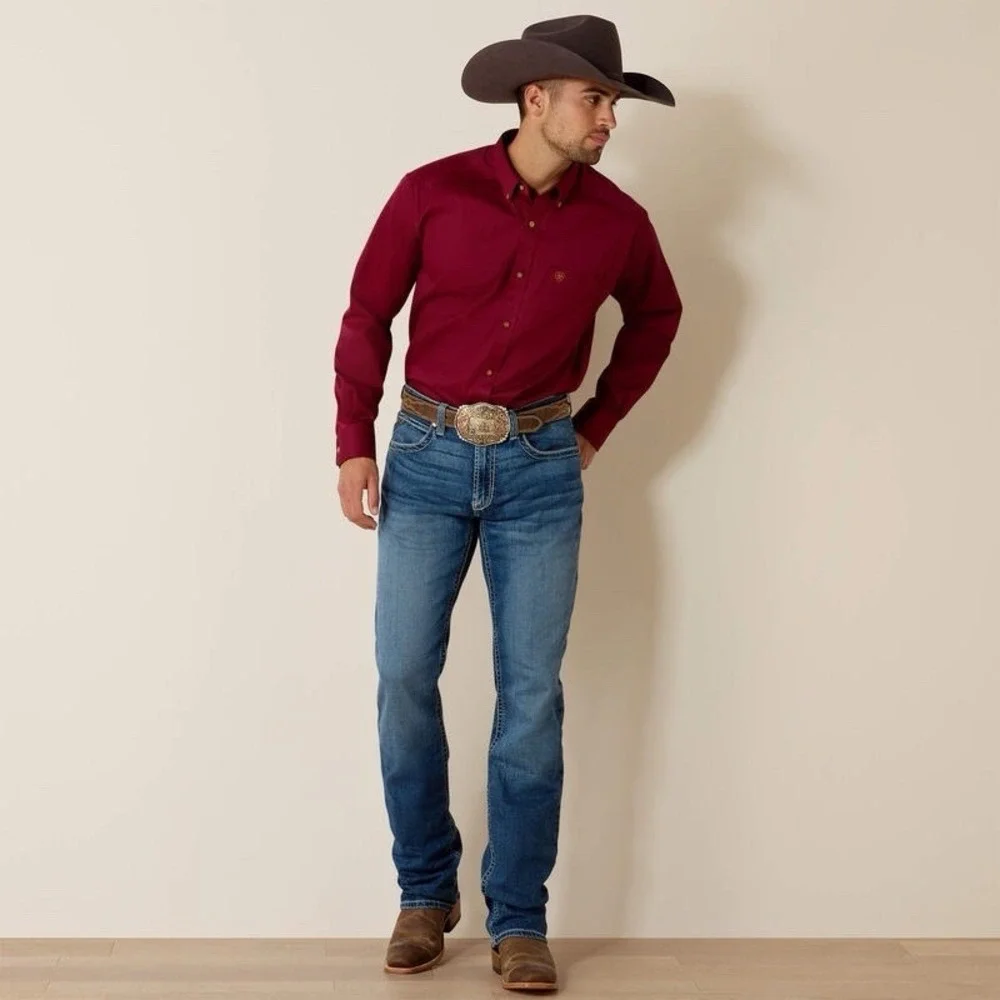 ARIAT Shirt Mens M Burgundy Cotton Twill Classic Fit Button Western Cowboy Rodeo